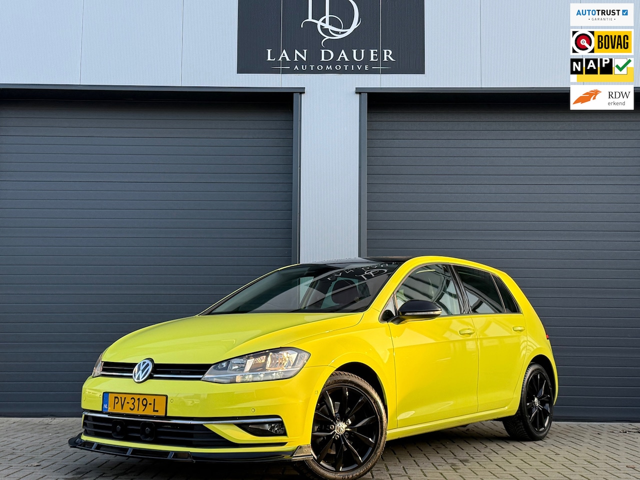 Volkswagen Golf - 2.0 TDI Highline / AUTOMAAT / NAP / 1e Eig. - AutoWereld.nl