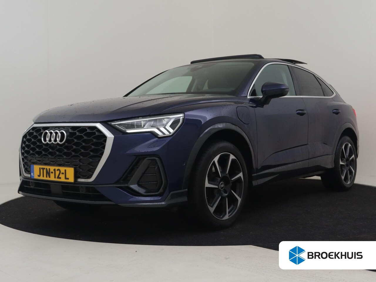 Audi Q3 Sportback - 45 TFSI e S Edition 245pk | 360 camera | schuif/kanteldak | Dodehoekdetectie | Adaptief cr - AutoWereld.nl