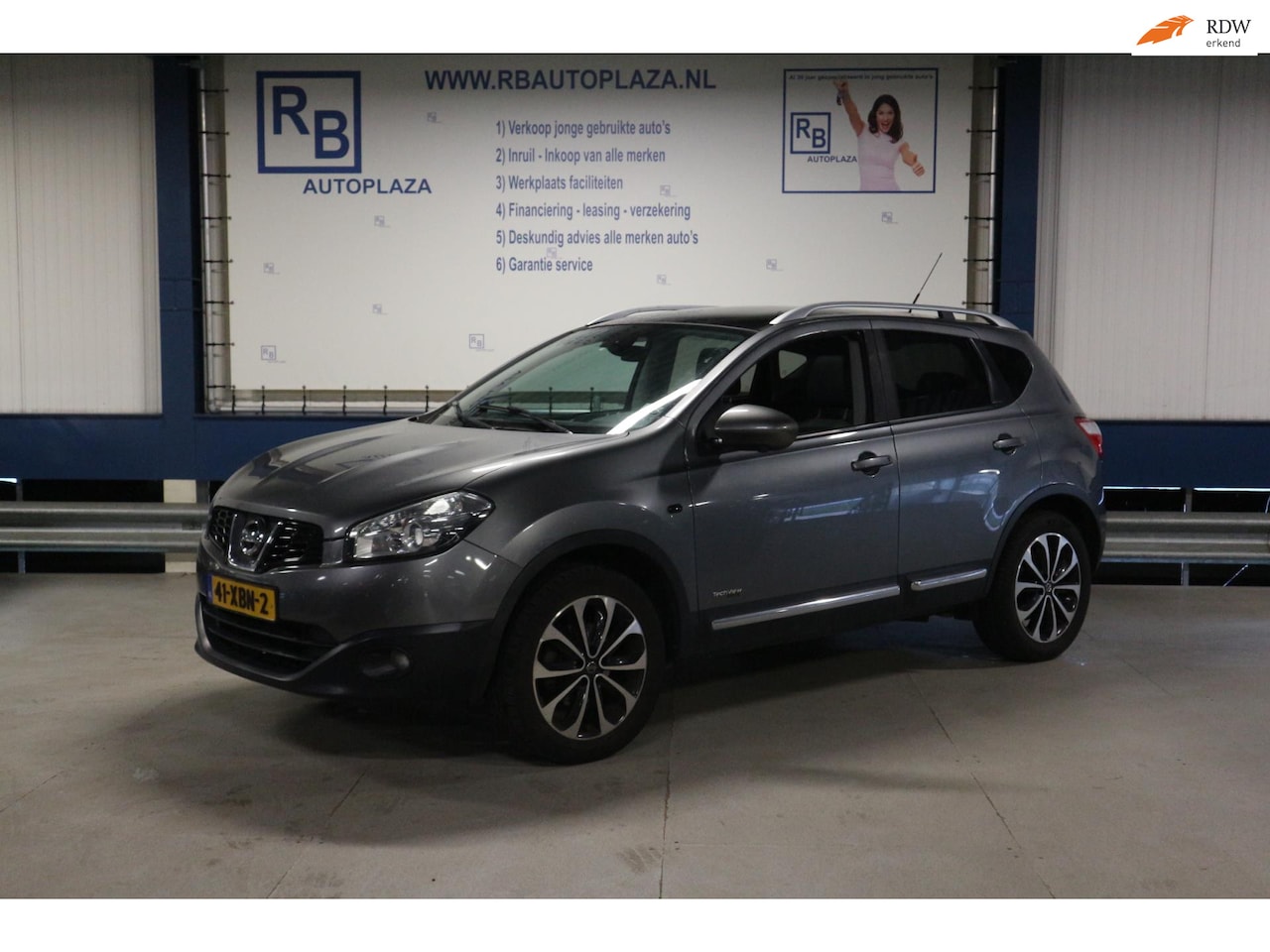 Nissan Qashqai - 1.6 Tech View + Pano + 12 MAANDEN GARANTIE ! ! ! - AutoWereld.nl