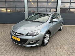 Opel Astra - 1.4 Turbo 140pk BlitZ