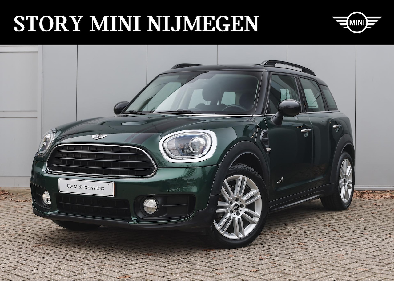 MINI Countryman - Cooper Chili ALL4 Automaat / Panoramadak / Sportstoelen / Comfort Access / LED / Navigatie - AutoWereld.nl