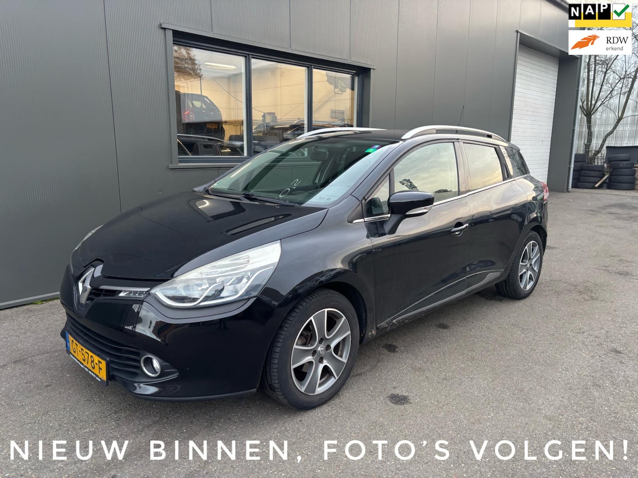 Renault Clio Estate - TCe 90 Night&Day / Navigatie / Parkeersensoren achter! - AutoWereld.nl