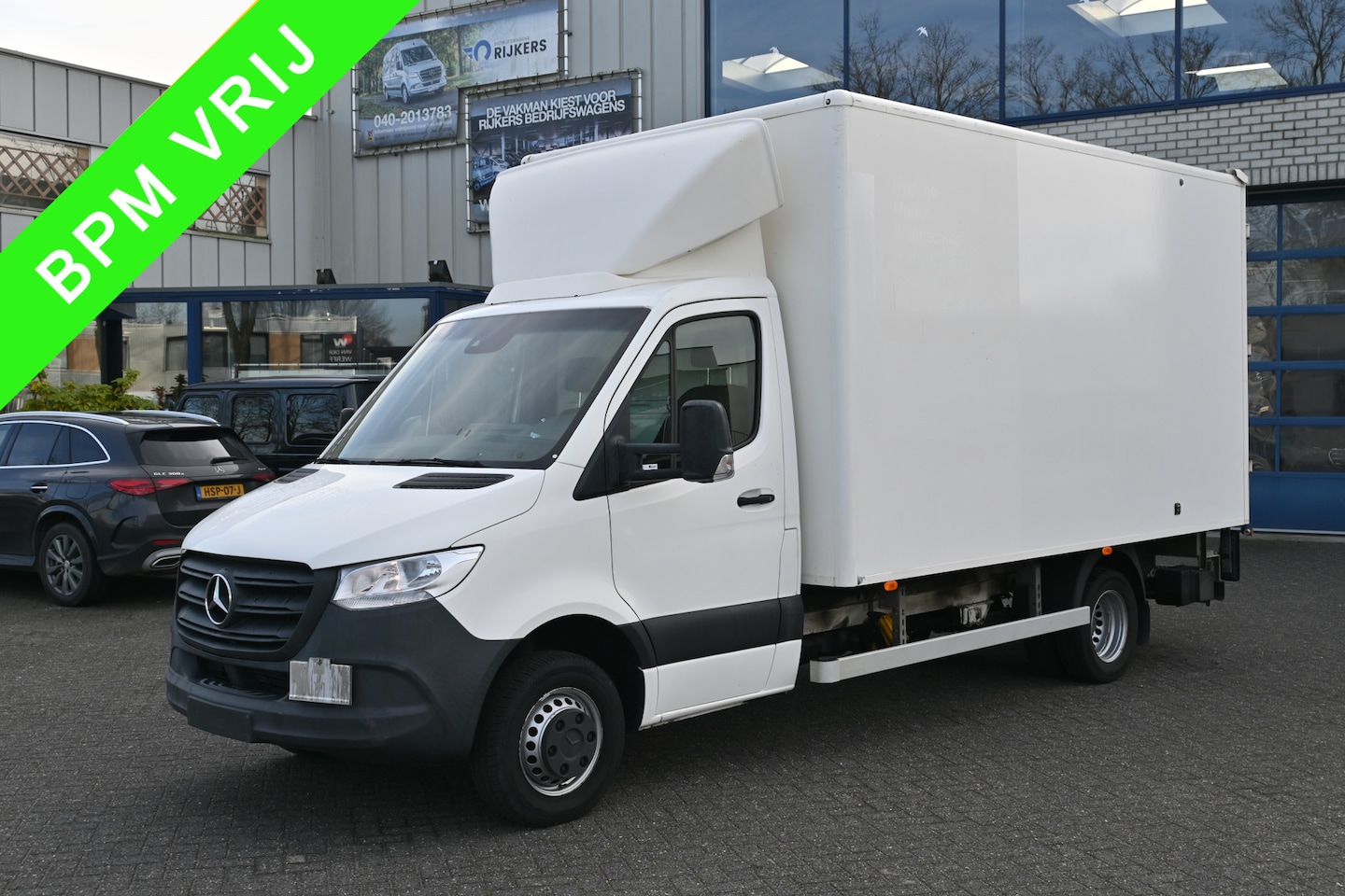 Mercedes-Benz Sprinter - 514 CDI L3 Bakwagen met laadklep Camera, MBUX, Geveerde stoel, Stoelverwarming - AutoWereld.nl