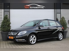 Mercedes-Benz B-klasse - 180 1e Eigenaar | Camera | Pano | Trekhaak | Leder | Stoelverwarming | Xenon | Dodehoekass