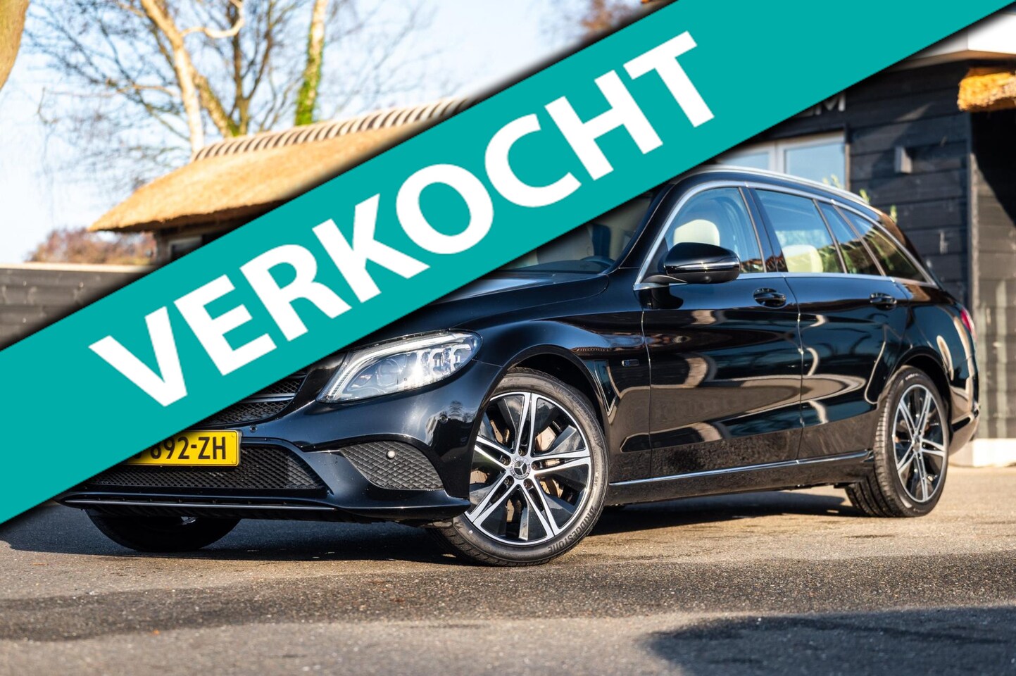 Mercedes-Benz C-klasse Estate - 300 e Luxury Automaat I Adaptive Cruise I Trekhaak I Leder I Sportstoelen I Autonoom rijde - AutoWereld.nl
