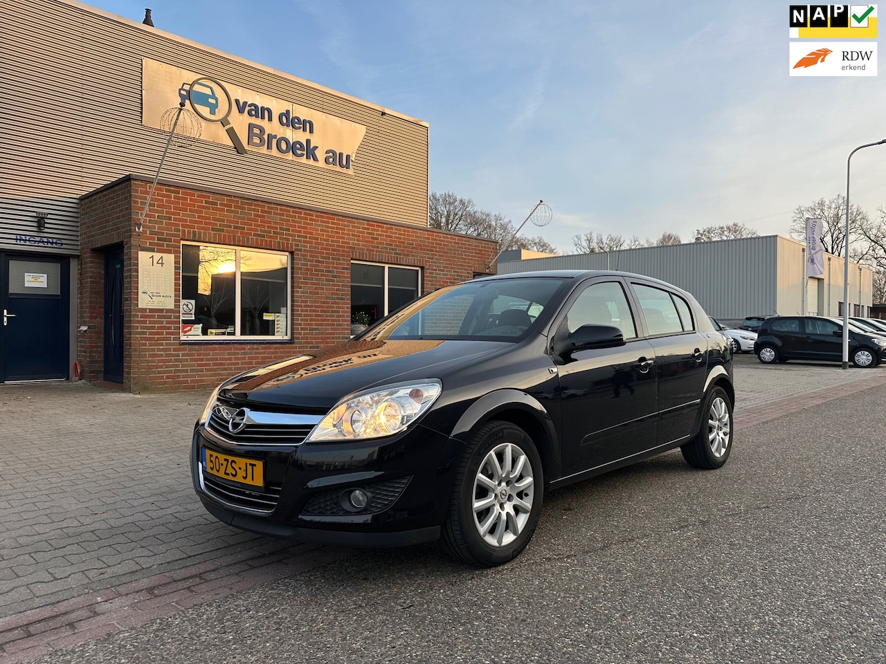 Opel Astra - 1.6 Temptation 1.6 Temptation - AutoWereld.nl