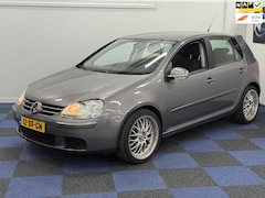 Volkswagen Golf - 1.6 FSI Optive 3 / AIRCO / LM VELGEN / RIJDT SCHAKELT GOED