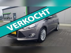 Ford Focus Wagon - 1.6 EcoBoost Titanium Zeer compleet Cruise control Climate control trekhaak Park pilot All