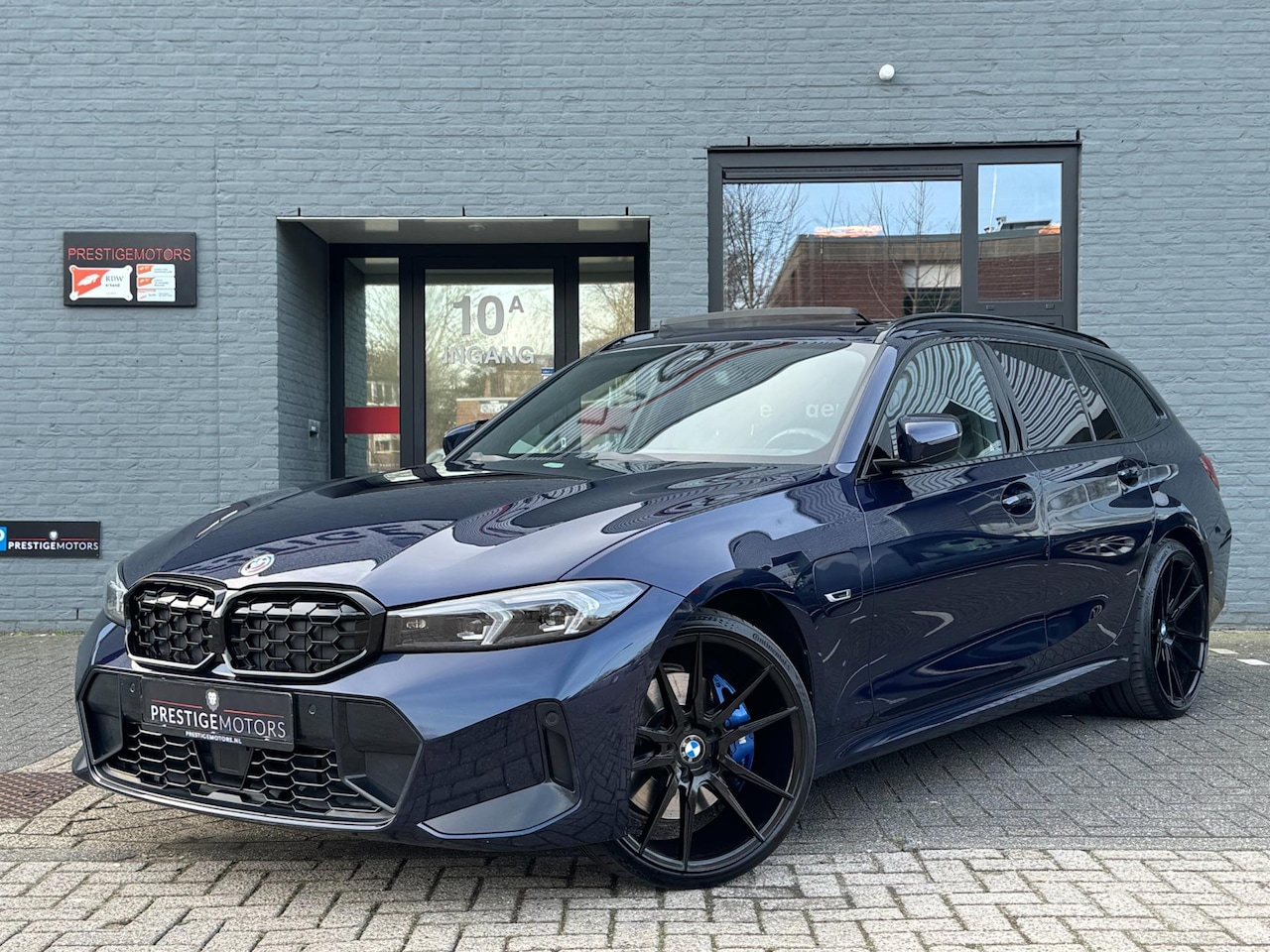 BMW 3-serie - 330e High Executive M-Sport | HarmanKardon | Laser | PANO | Facelift | CurvedDisplay | 292 - AutoWereld.nl