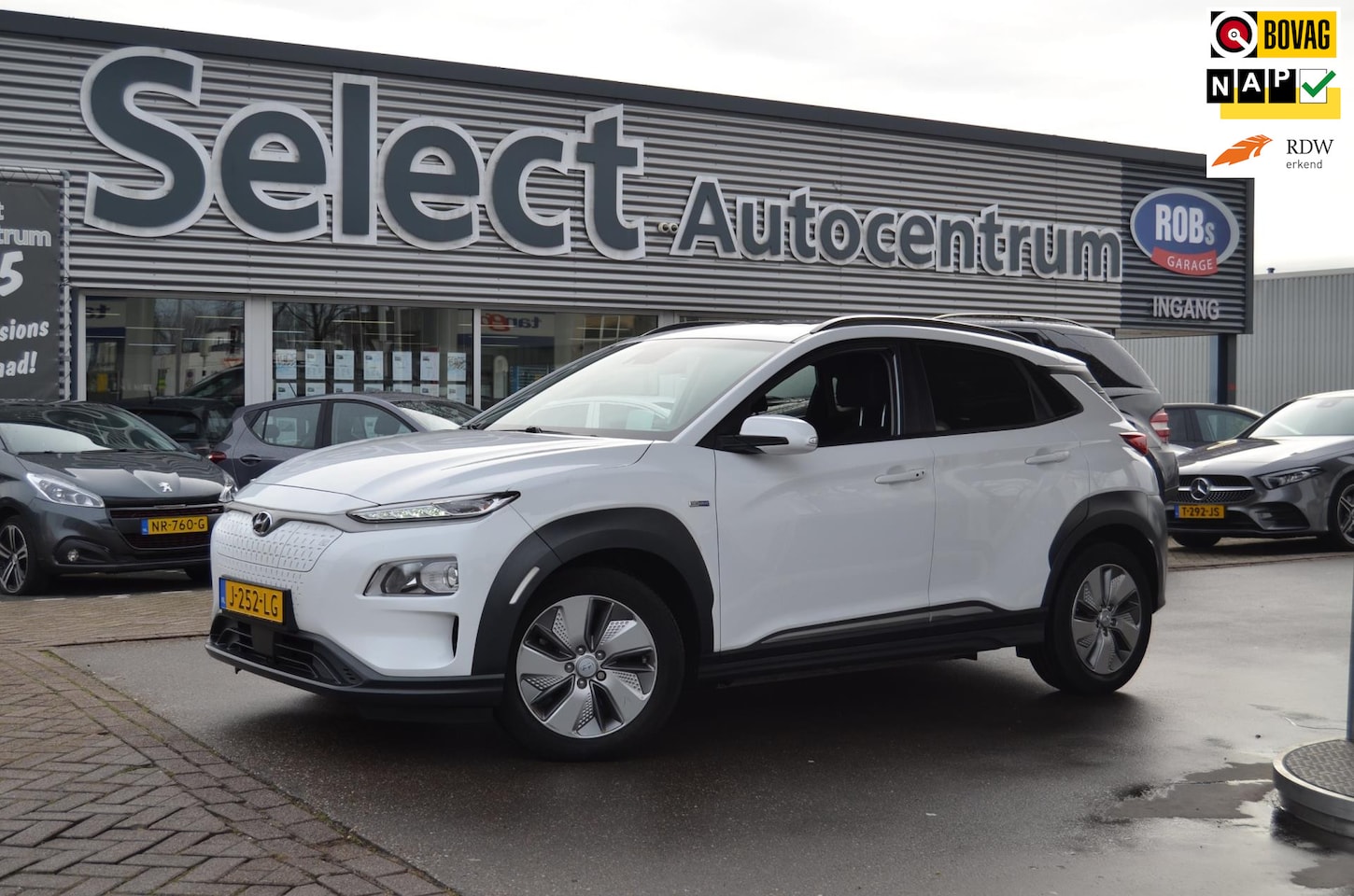 Hyundai Kona Electric - EV 64 kWh|PANODAK|CARPLAY|DEALER ONDERH.|1 EIGENAAR - AutoWereld.nl