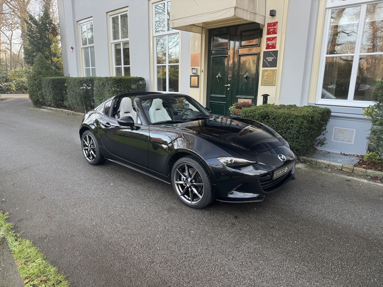 Mazda MX-5 RF - 2.0 SkyActiv-G 184 Kazari 2.0 SkyActiv-G 184 Kazari, Carplay - AutoWereld.nl