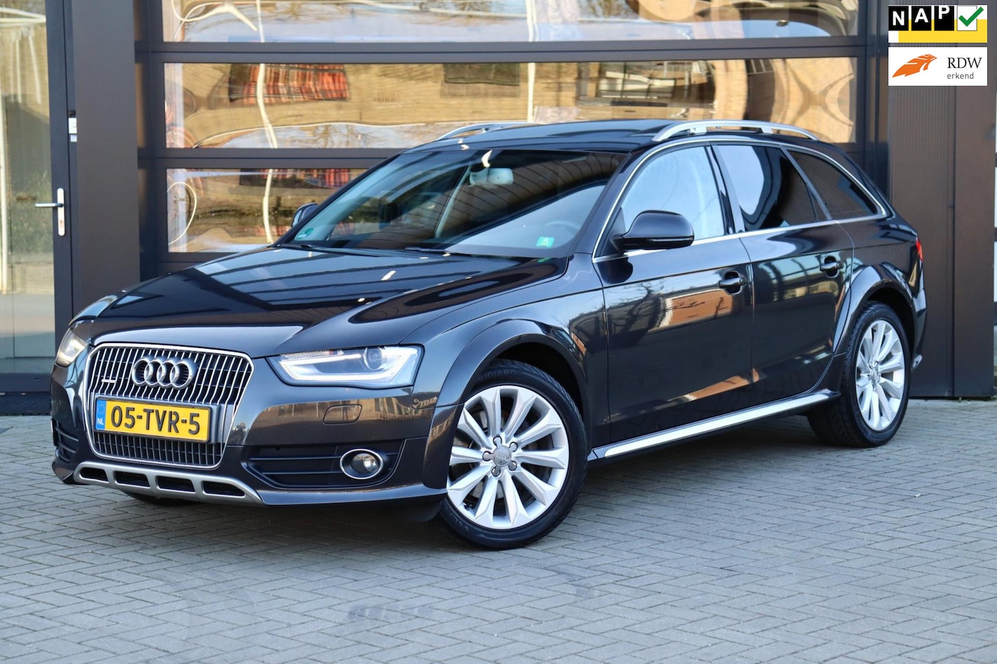 Audi A4 allroad quattro - 2.0 TFSI Pro Line | NAP | Pano | Bang & Olufsen | Cruise | Climate | Navi | - AutoWereld.nl