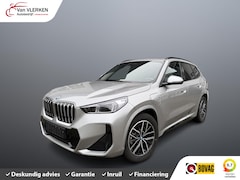 BMW X1 - xDrive25e M SPORT TREKHAAK PANO