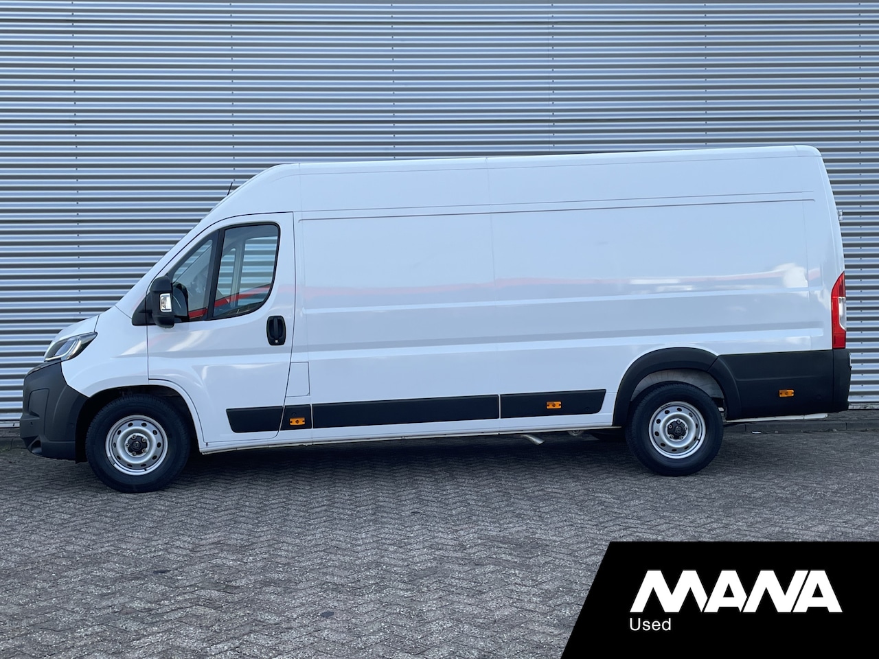 Peugeot Boxer - 2.2BlueHDi 180PK Automaat S&S L4H2 Nieuw model Navi Camera Carplay PDC - AutoWereld.nl