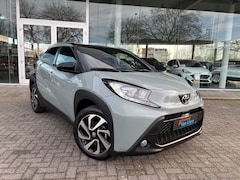 Toyota Aygo X - 1.0 VVT-i MT 72pk Pulse|Bi Tone Stoelverwarming|Carplay|Camera| Rijklaarprijs incl garanti