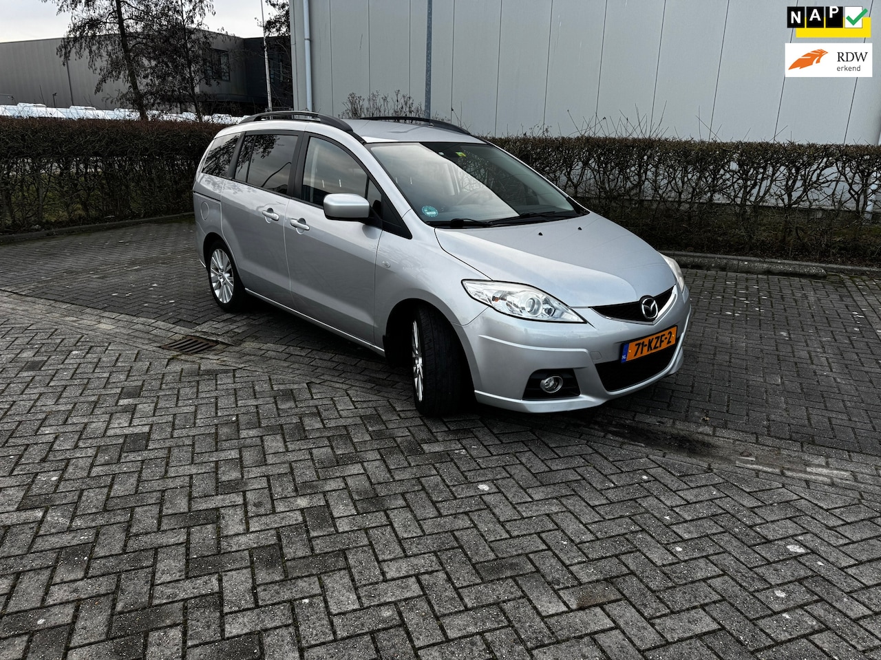 Mazda 5 - 2.0 Katano incl nwe apk!!!7 PERS!! - AutoWereld.nl