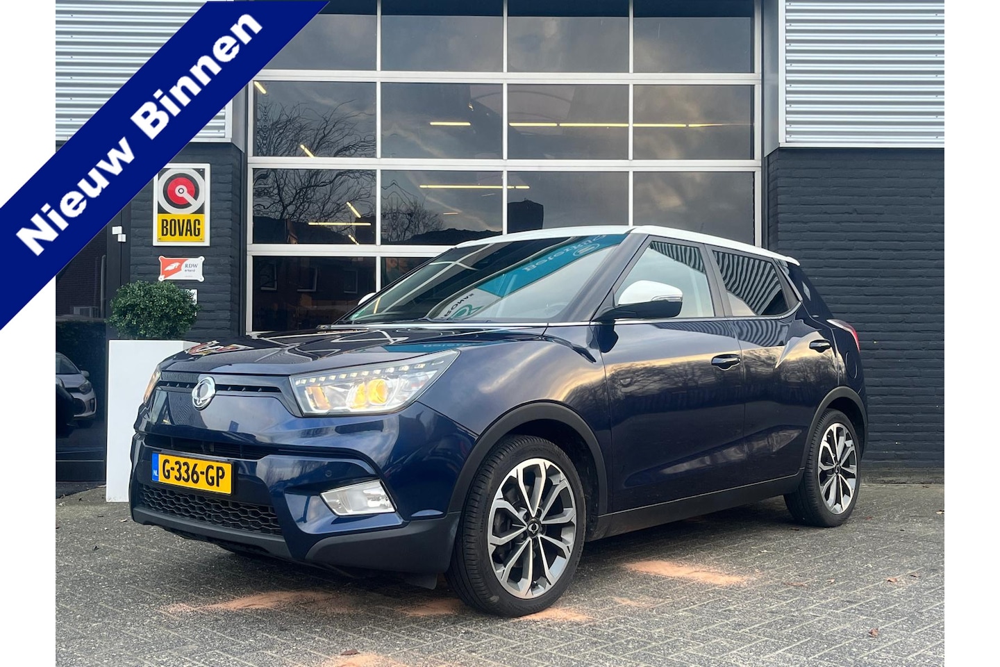 SsangYong Tivoli - 1.6 Quartz 1.6 Quartz, Airco, Bluetooth, Camera, Cruise, Trekhaak, Stuurverwarming - AutoWereld.nl