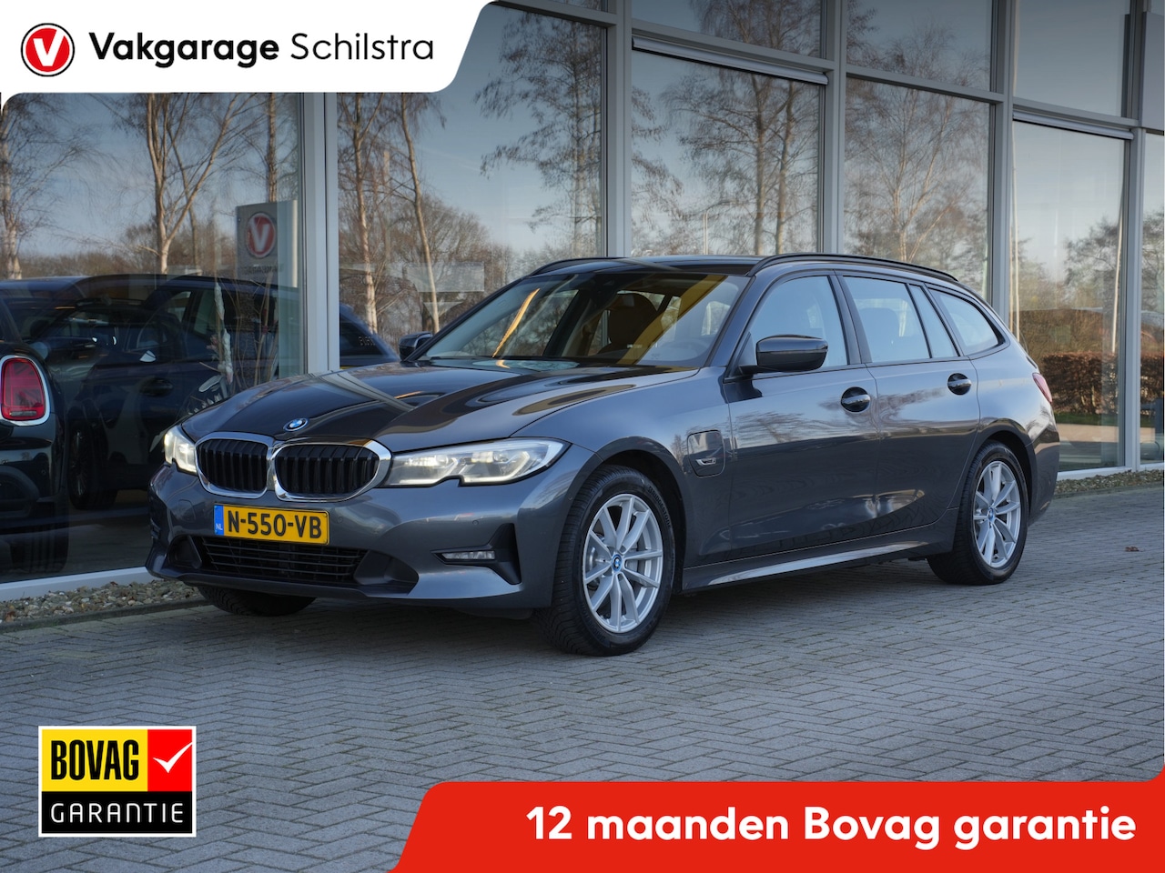 BMW 3-serie Touring - 320e Business Edition Plus | Laserlicht | Keyless | Stoelverwarming | Android/Apple Carpla - AutoWereld.nl