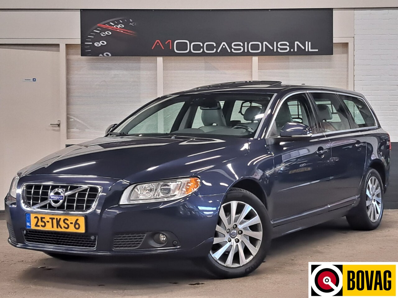 Volvo V70 - 1.6 T4 Limited Edition + LEDER + STOELVERWARMING !! - AutoWereld.nl