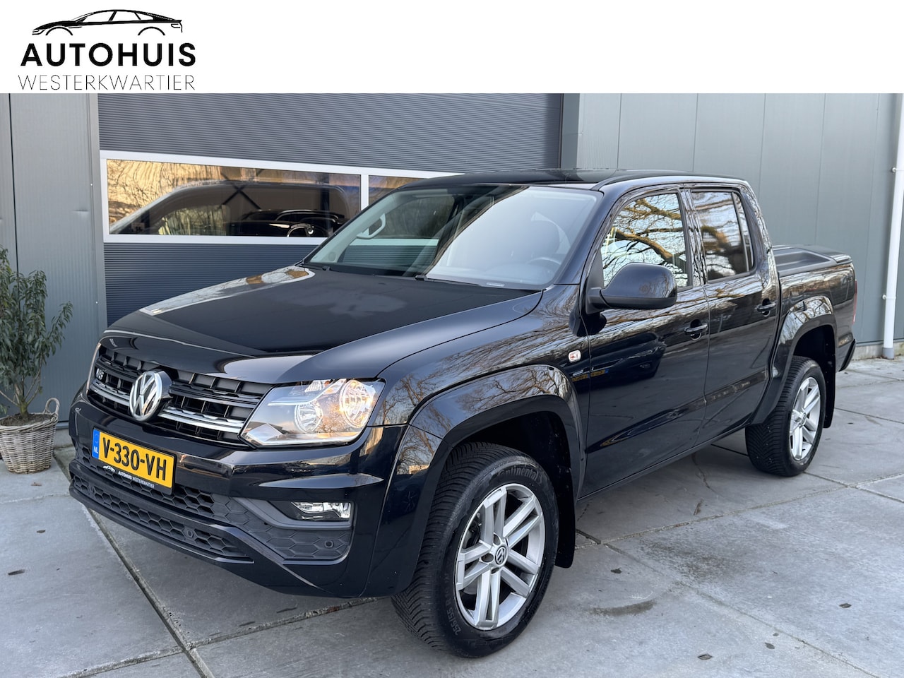 Volkswagen Amarok - 3.0 TDI 204pk V6 4Motion Plus Cab Comfortline Trekhaak Navigatie Stoelverwarming Apple Car - AutoWereld.nl