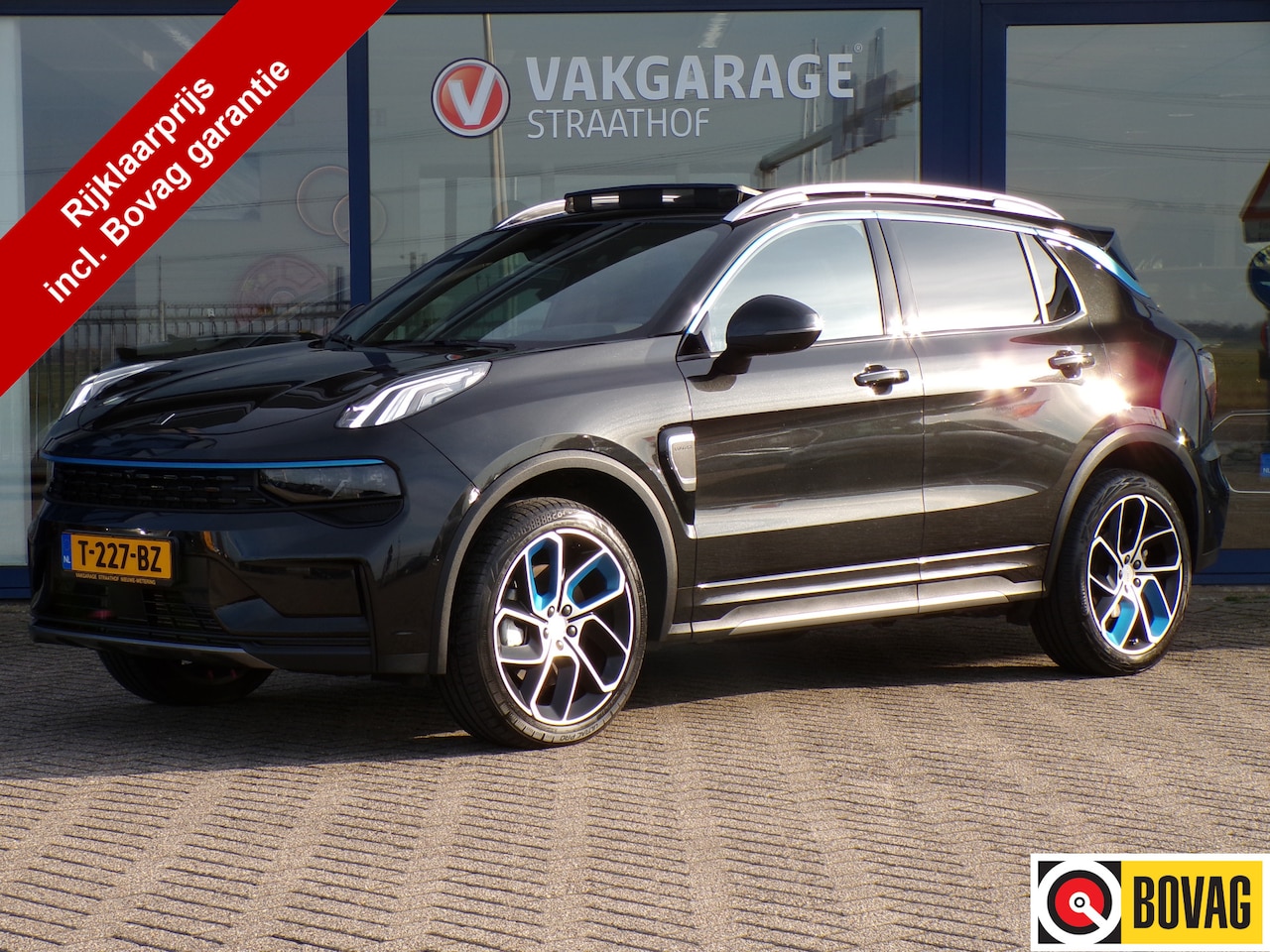 Lynk & Co 01 - 1.5 1.5, Camera 360 + Sensoren / Carplay + Android Auto / Full LED / 20' LMV - AutoWereld.nl