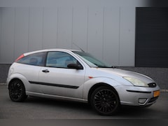 Ford Focus - 1.6-16V 100pk Futura 3drs/ leder/ Trekhaak/Airco-clima