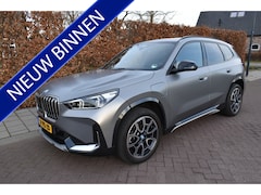 BMW X1 - xDrive25e '24 245PK PANO, TREKH, ACC 29DKM