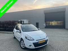Renault Clio - 1.5 dCi Cruisecontrol Clima Panoramadak