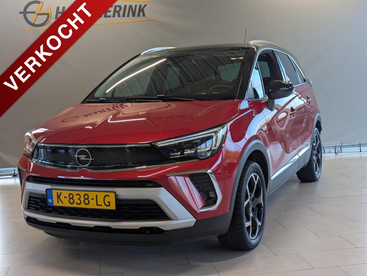 Opel Crossland - 1.2 130pk Start/Stop Aut. Ultimate *Stoel/stuurverwarming, Navigatie* | - AutoWereld.nl