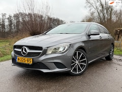 Mercedes-Benz CLA-klasse Shooting Brake - 180 Ambition Automaat / Leder-Stof / Navi / Clima / 18" Velgen / PDC / Cruise / LED