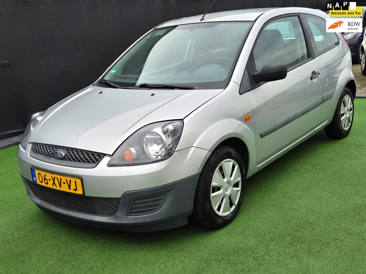 Ford Fiesta - 1.3-8V Cool & Sound AIRCO NAP! - AutoWereld.nl