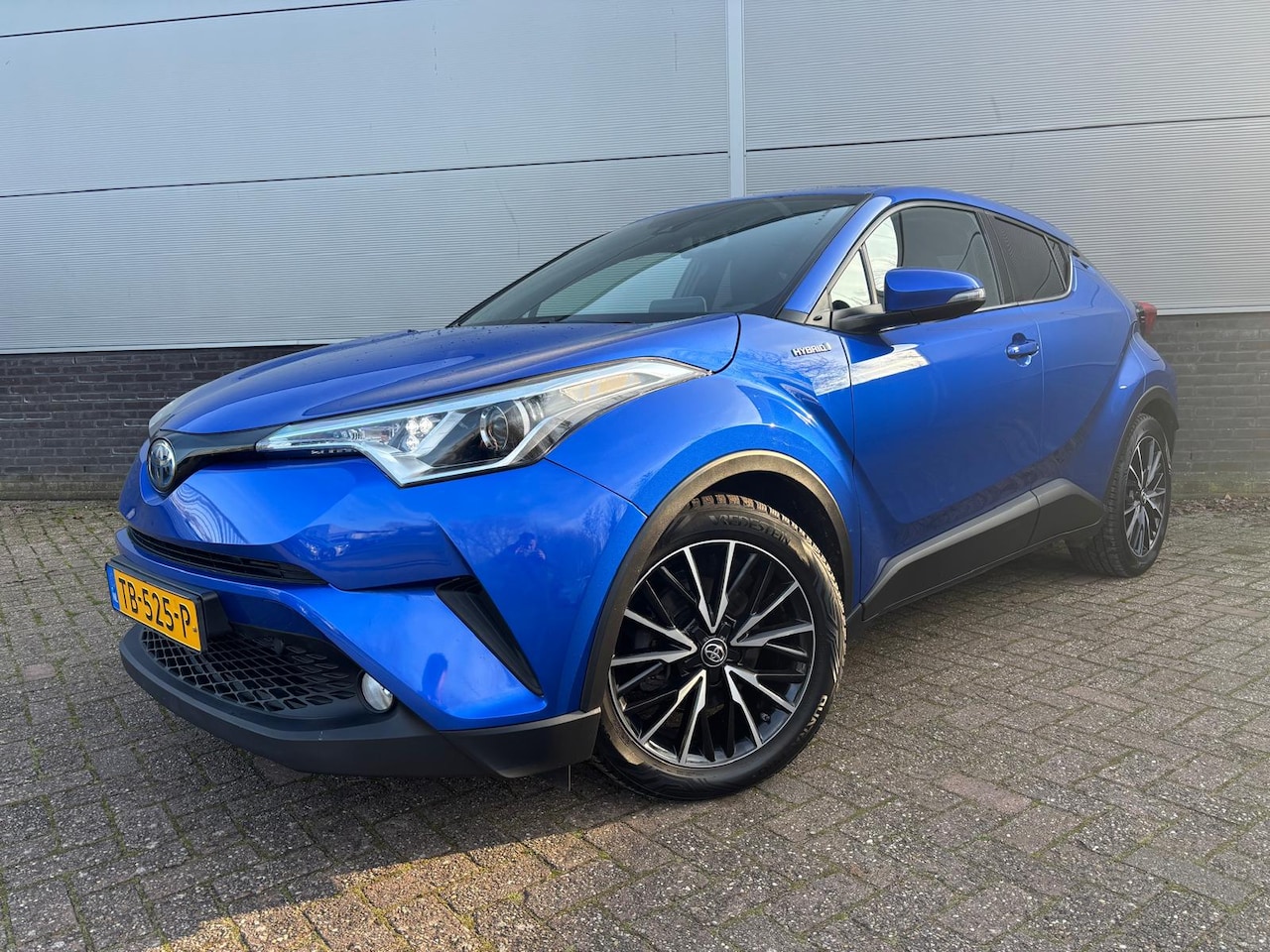 Toyota C-HR - 1.8 Hybrid Dynamic 1.8 Hybrid Dynamic, Trekhaak - AutoWereld.nl