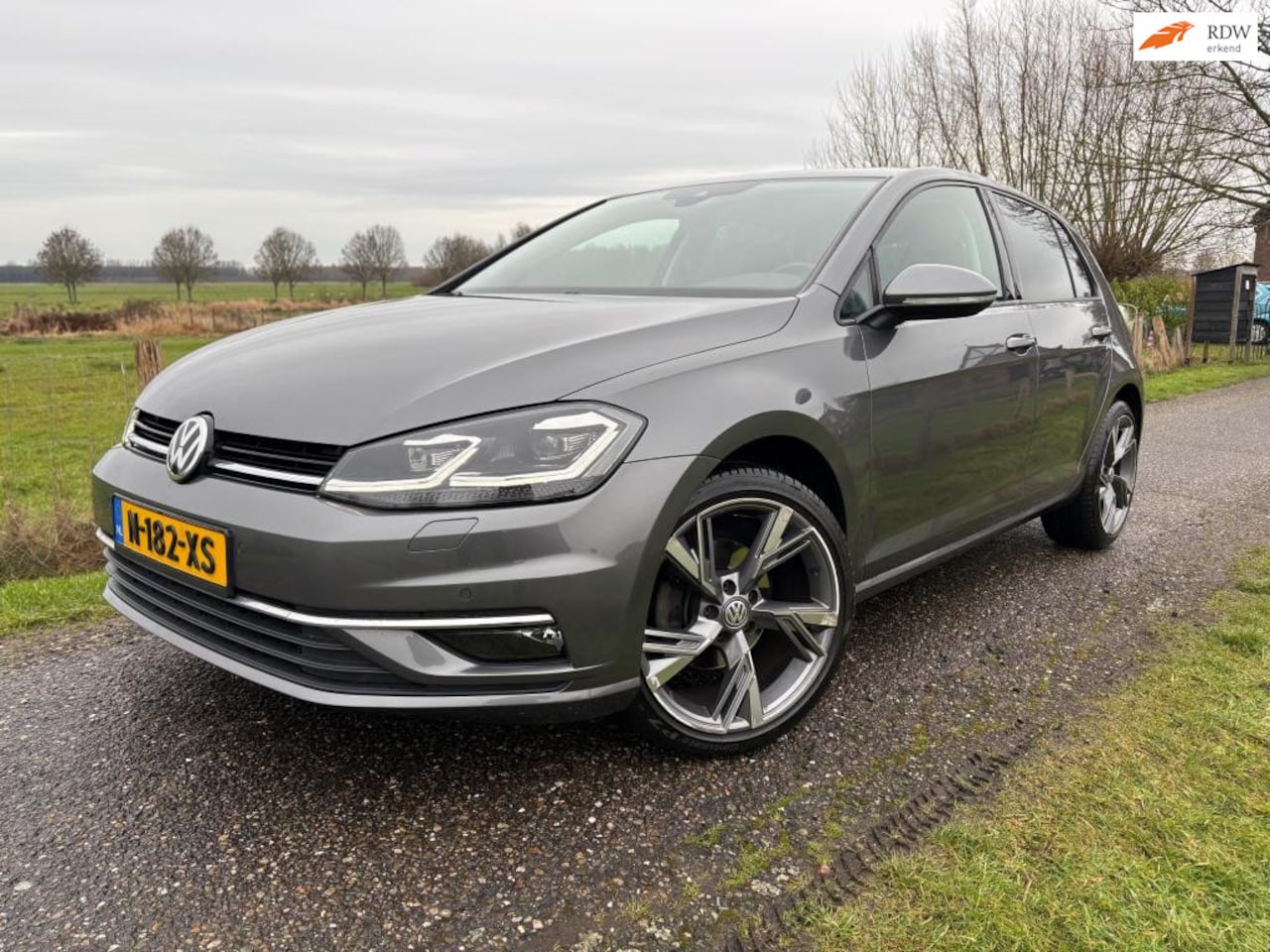 Volkswagen Golf - 1.4 TSI Highline Business R Virtual Cockpit - AutoWereld.nl