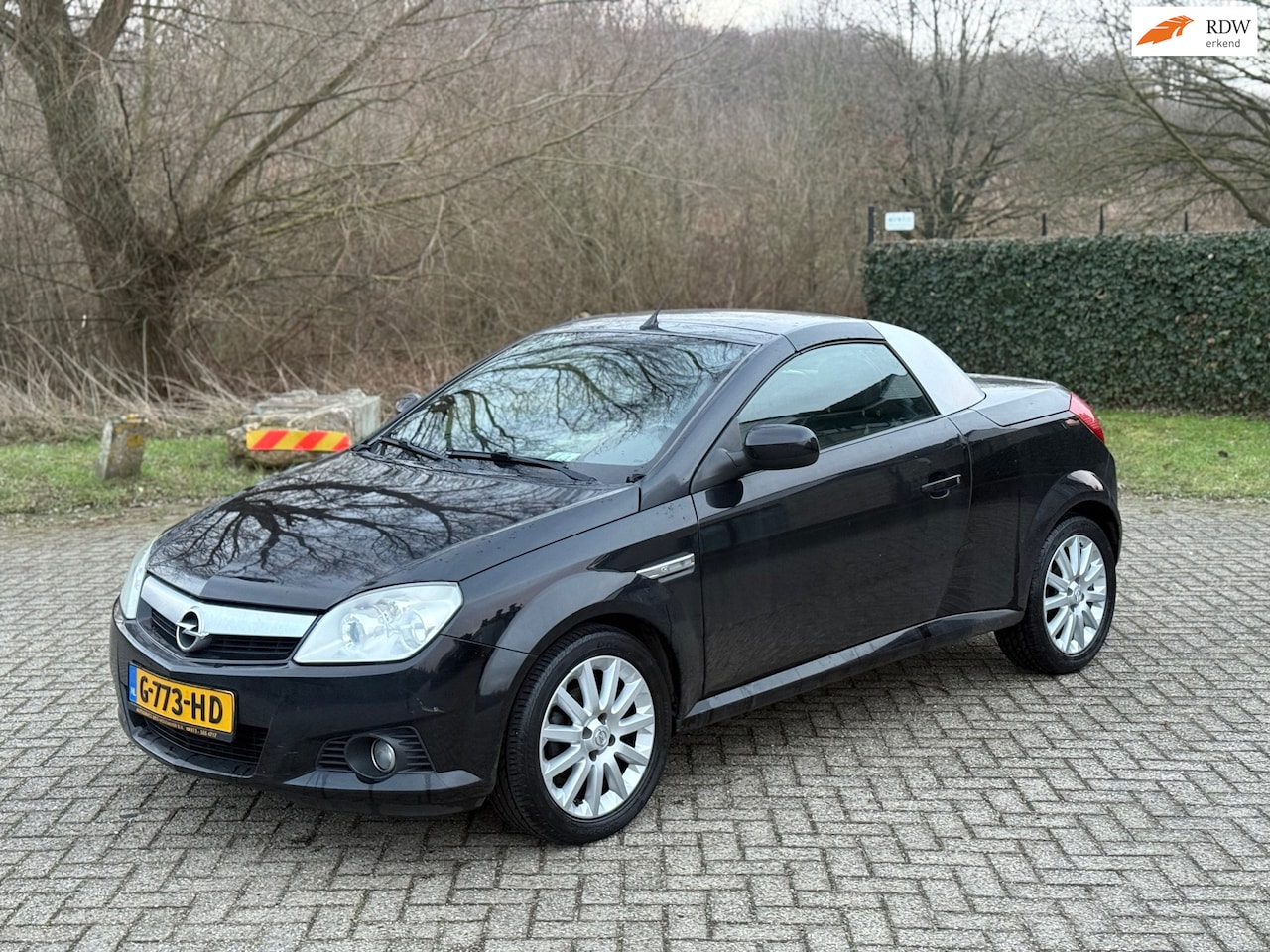 Opel Tigra TwinTop - 1.4-16V Rhythm CAMERA I PDC I CRUISE I CABRIO - AutoWereld.nl