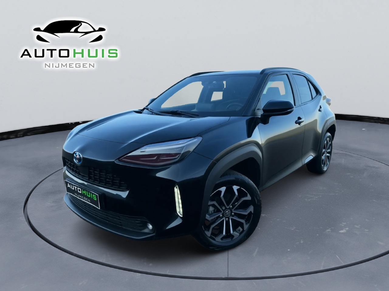 Toyota Yaris Cross - Toyota Yaris Cross Hybrid Adventure Automaat LED Camera ACC Stoelverwarming - AutoWereld.nl