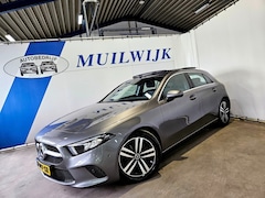 Mercedes-Benz A-klasse - 180 Business Solution Luxury / Pano / Sfeer / NL Auto