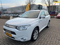 Mitsubishi Outlander - 2.0 PHEV Executive Edition - CAMERA