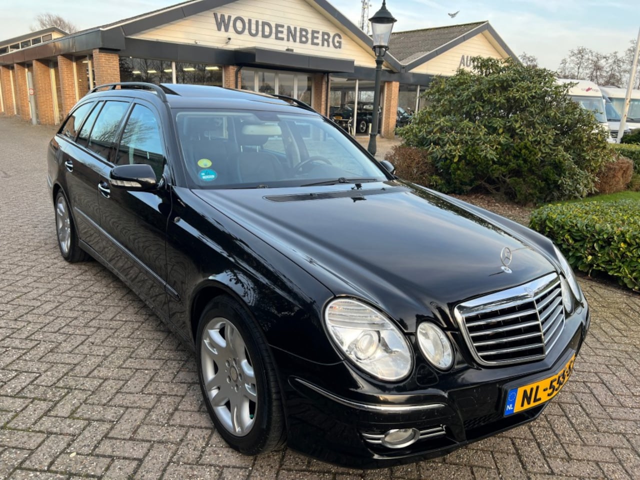 Mercedes-Benz E-klasse - E 200 Kompressor Avantgarde, Schuifdak, Distr. ketting vervangen - AutoWereld.nl