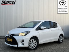 Toyota Yaris - 1.5 Hybrid Navi Clima Cruise PDC Trekhaak ( voor fietsendrager )