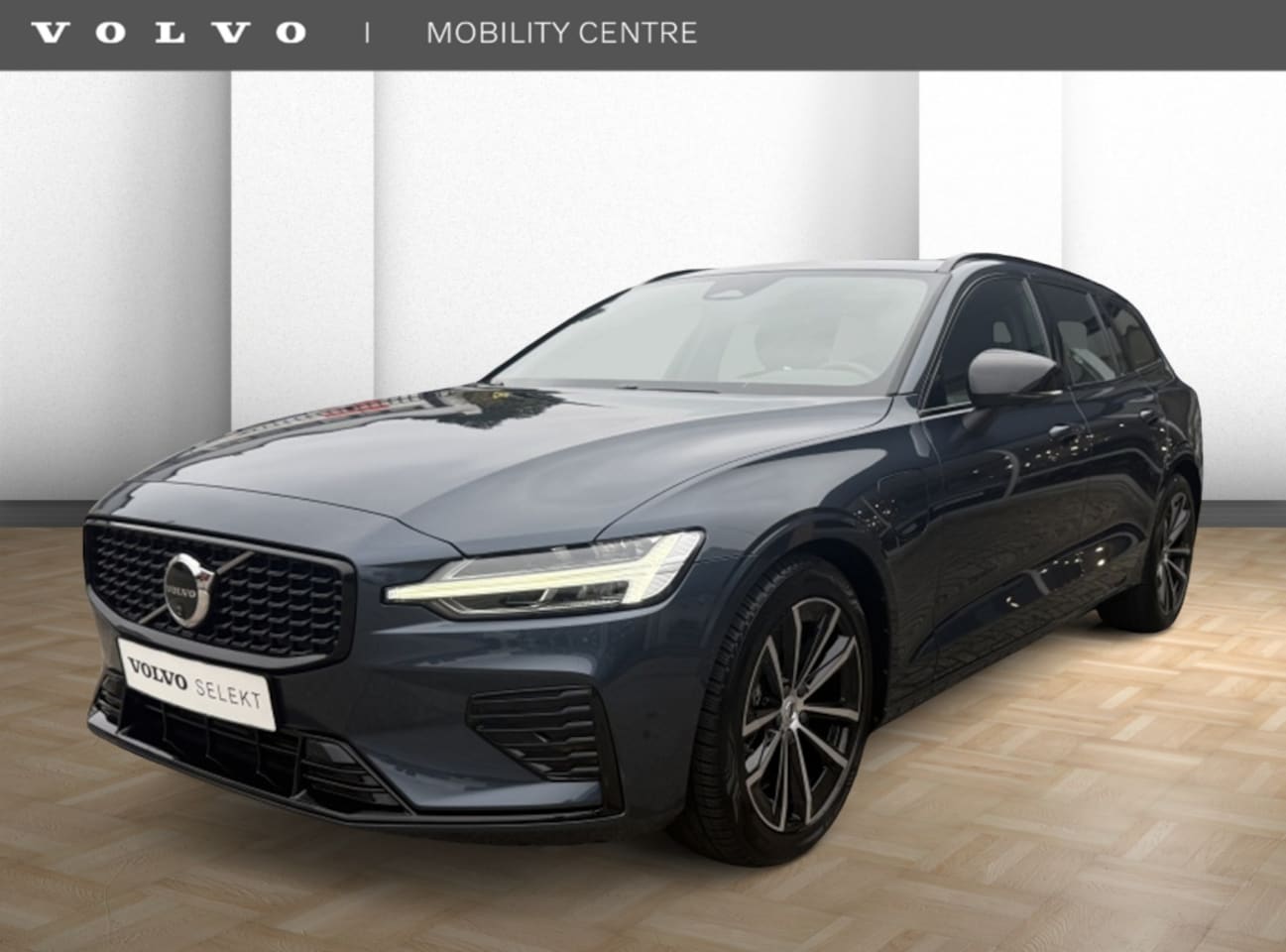 Volvo V60 - T6 AWD Plus Dark | 360° Camera | Trekhaak | Harman Kardon Audio - AutoWereld.nl