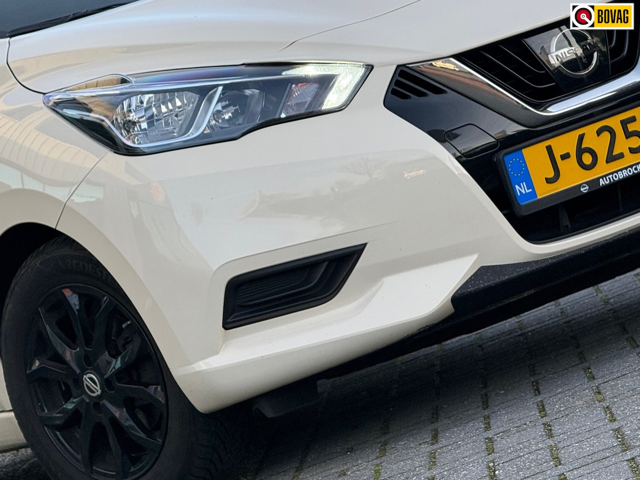 Nissan Micra - 1.0 IG-T Acenta - Pure White - Nav/PDC - 8x Micra v.a. €8.995,- - AutoWereld.nl