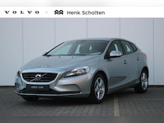 Volvo V40 - T2 122PK Kinetic | Trekhaak | Cruise Control | Climate Control | Navigatie | Park Assist a