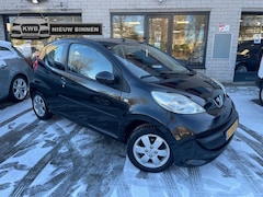 Peugeot 107 - 1.0-12V Zwart Airco Nieuwe apk