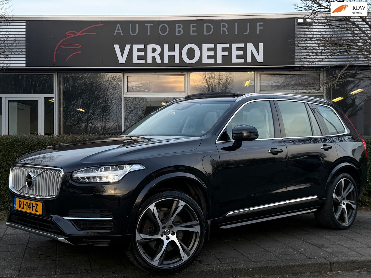 Volvo XC90 - 2.0 T8 Twin Engine AWD Inscription - LUCHTVERING - DEALER AUTO - FULL OPTION ! - AutoWereld.nl
