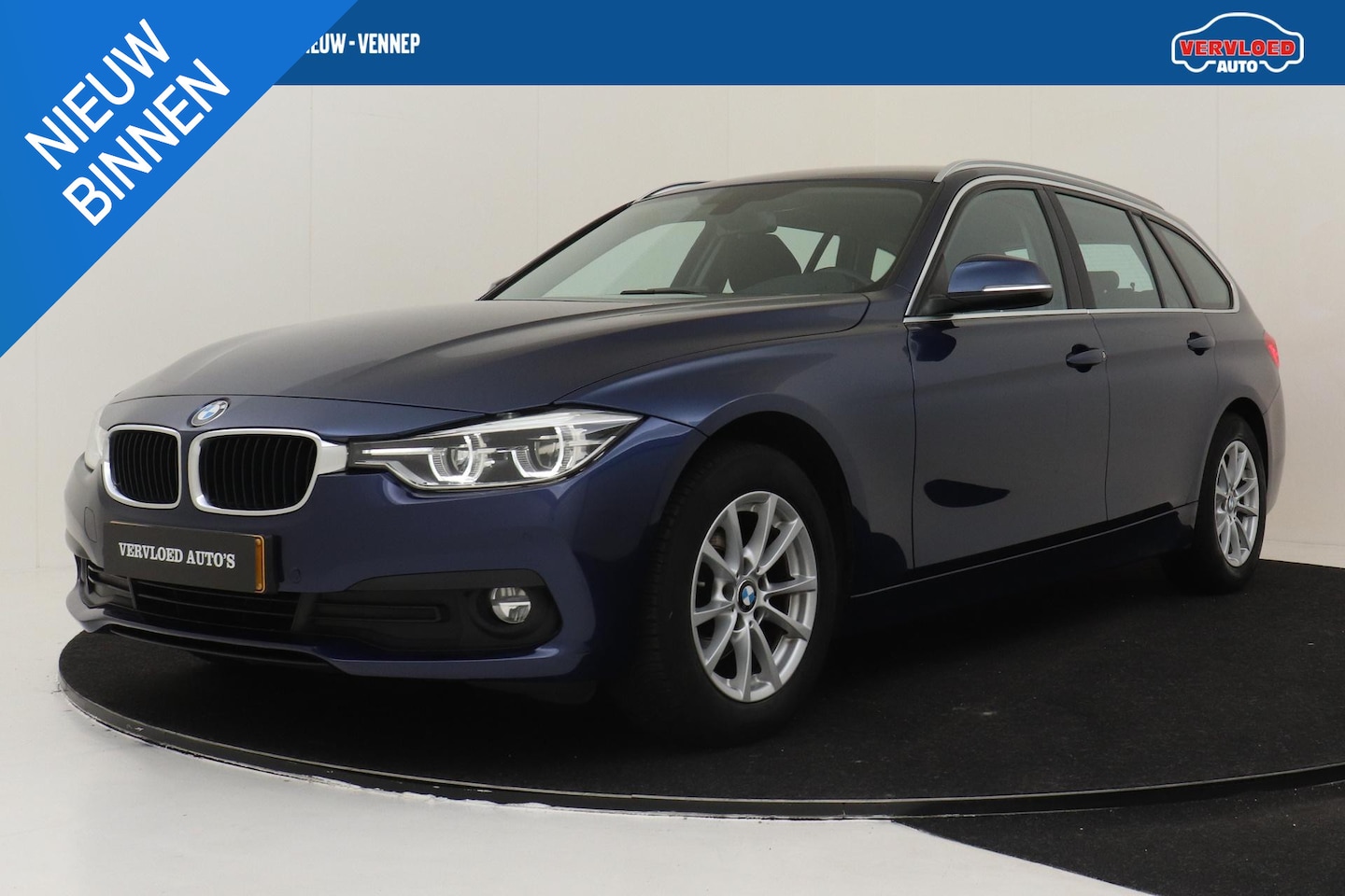 BMW 3-serie Touring - 318i -PDC|NAVI|ECC|SPORTSTUUR|ALARM|TREKHAAK|DEALEROH. - AutoWereld.nl