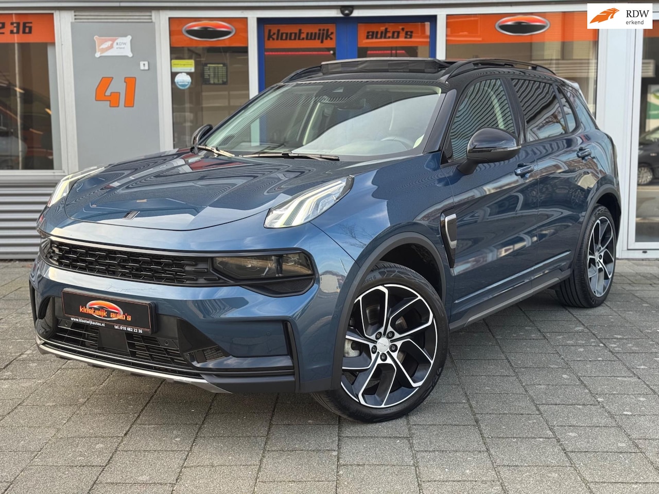 Lynk & Co 01 - 1.5 Plug-IN All Black 43.000km *Marge* Panorama Trekhaak - AutoWereld.nl