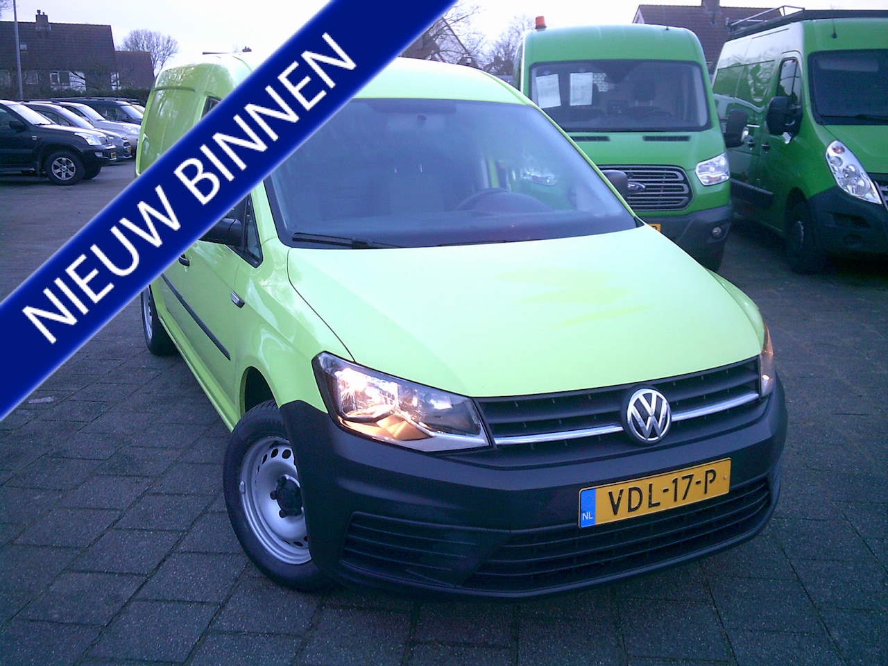 Volkswagen Caddy Maxi - 2.0 TDI L2H1 BMT Trendline VOORZIEN VAN AIRCO+CRUISE+TREKHAAK !! - AutoWereld.nl