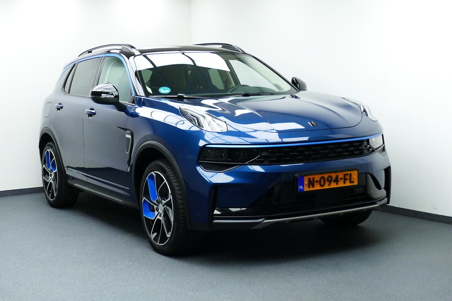 Lynk & Co 01 - 1.5 All Season Banden, Trekhaak 1800kg - AutoWereld.nl