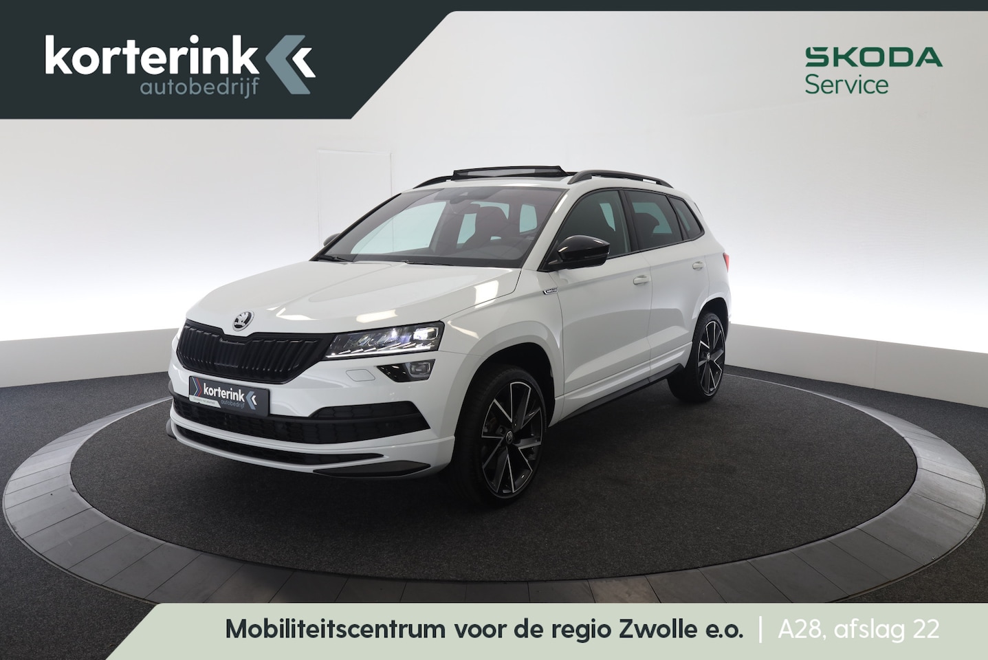 Skoda Karoq - 1.5 TSI ACT Sportline Business | Pano | Trekhaak | ACC - AutoWereld.nl