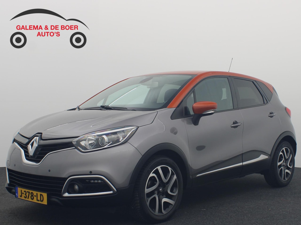 Renault Captur - 1.2 TCe Dynamique AUTOMAAT / TREKHAAK / NAVI / CLIMA / PDC / CAMERA / KEYLESS / BLUETOOTH - AutoWereld.nl